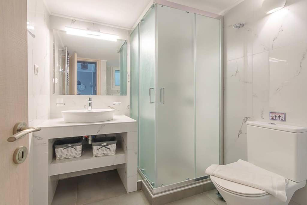 Bright Apartment For 6 Ppl In Aten Exteriör bild