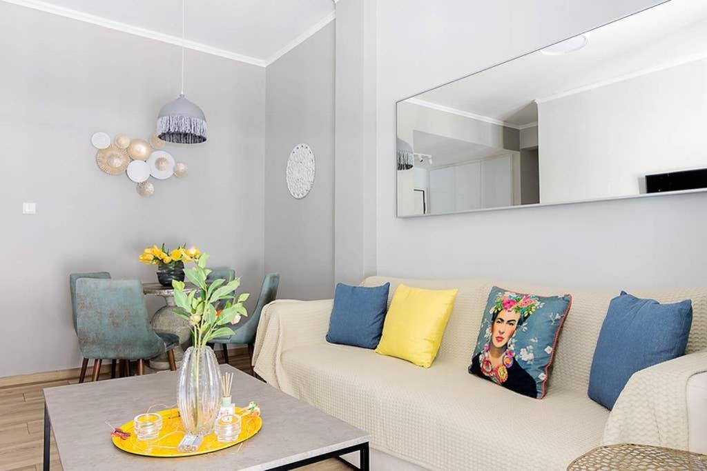 Bright Apartment For 6 Ppl In Aten Exteriör bild