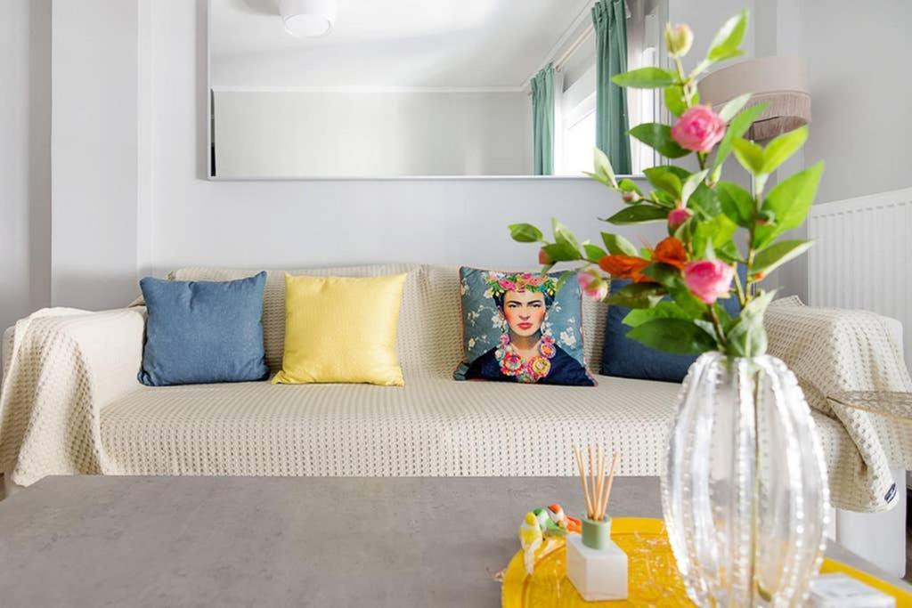 Bright Apartment For 6 Ppl In Aten Exteriör bild